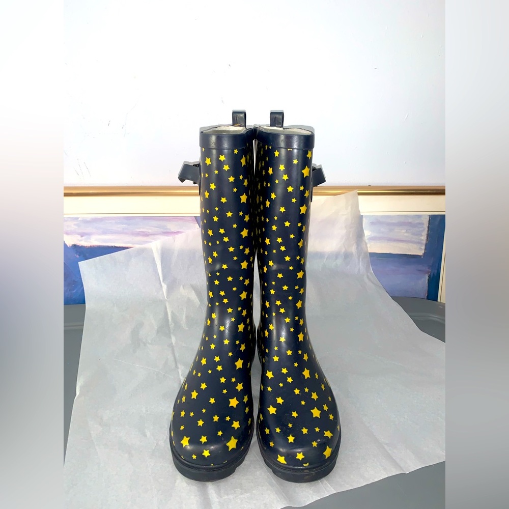 Rain boots